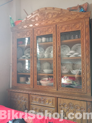 ওয়াল সুকেস